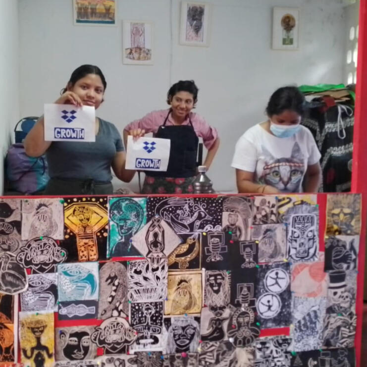 Las Chicas Art Collective